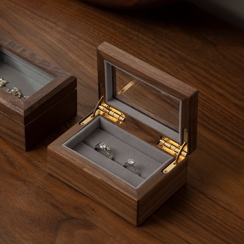 ウオルナットウッド&グラス　高級感のあるデザインの木製指輪入れ イヤリング＆指輪ケース リングケース