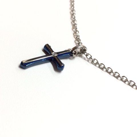 サージカルステンレス製クロス十字架×czダイヤモンドネックレス/ブルー×シルバー