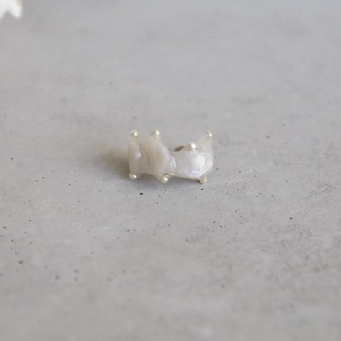 「crown」　ear cuff   silver