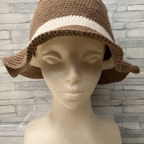 コットン糸の夏帽子
