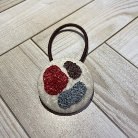 ヘアゴム刺繍　ぐるぐる