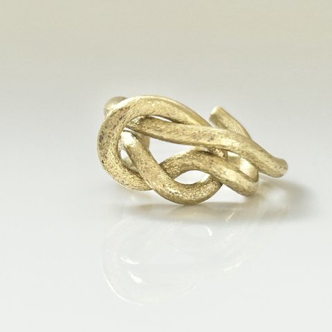 真鍮イヤーカフ「good knot」