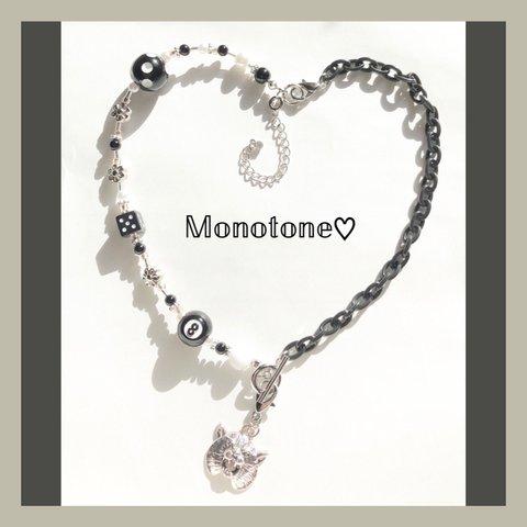 【 Monotone 】× ハーフネックレス / ブレスレット　オオカミチャーム