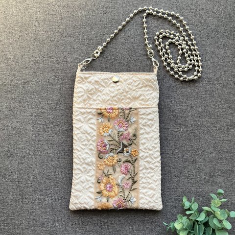 インド刺繍リボン　スマホショルダーNo.63