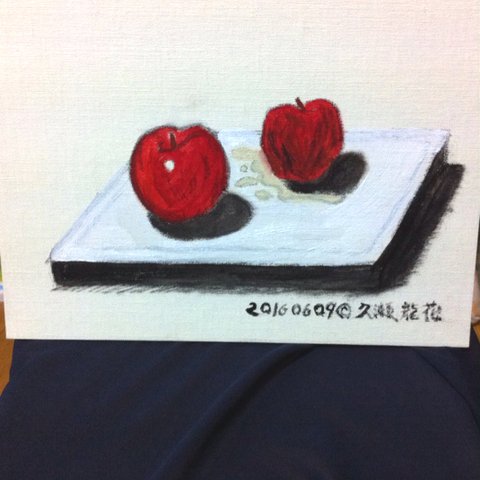 オリジナル油絵【綺麗な林檎と林檎の残骸】
