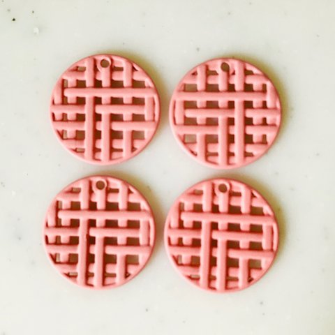 Pink Plaid Circle Pendant Tops