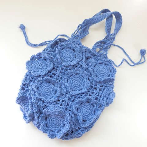 かぎ針編み 巾着バッグ　〈青色〉