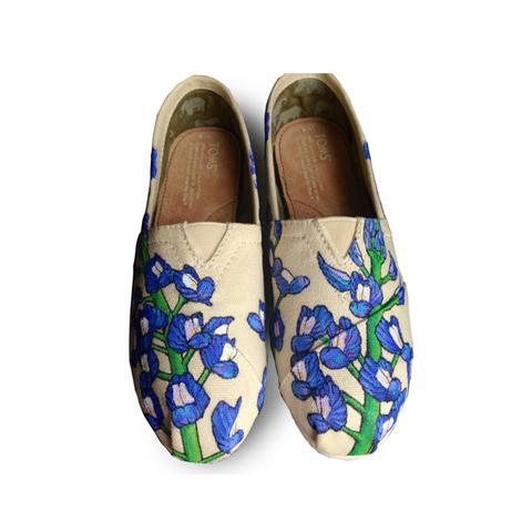 青い花の靴