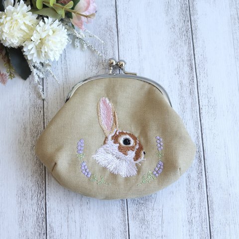 がまぐちポーチ　うさぎ刺繍　ミニレッキス