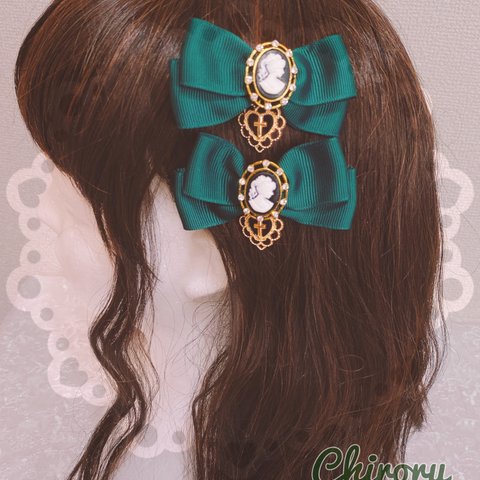 ハートクロスカメオ♡ヘアクリップ♡( ディープグリーン) 量産 ロリィタ ゴスロリ メイド コスプレ 病みかわ 十字架 クラシカル アイドル衣装 緑 みどり コンカフェ ヘアメ ヲタ活 お揃い