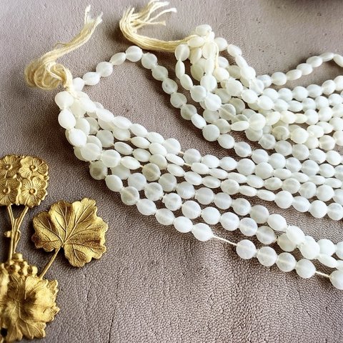 【20コセット】vintage west germany hollow glass beads white 6㍉(厚み3㍉)