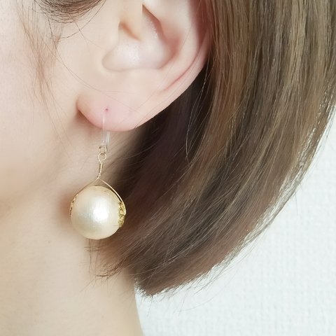 大きなコットンパールピアス/イヤリング