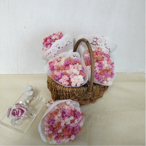 ピンクの小花を集めた可愛いミニブーケ p!nk  




