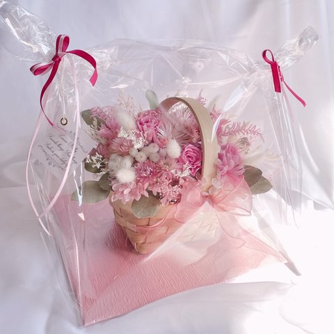 優しい パステル ピンク の 花籠 アレンジメント ✽.｡.:* ローズピンク ♡ 中 花かご フラワーバスケット プリザーブドフラワー 大人可愛い ♡ お祝い プレゼント ギフト ご褒美   