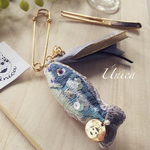 お魚ピンチャーム≪Pin charm［Pescado/Gold］L-0002G≫