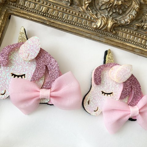 再入荷【２点セット♡】人気♡大きめユニコーンラメグリッターゆめかわモチーフパーツ♡フェルト♡小物やアクセサリー作りにも♡2点セット