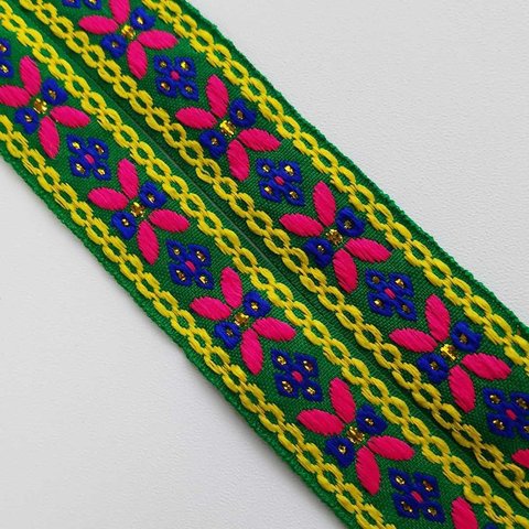 チロリアンテープ　刺繍　エスニック　花柄