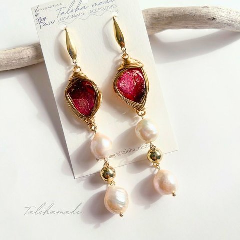 POWERCHARM®ピアス･イヤリング≫long freshwater pearls Raspberry：サージカルステンレス