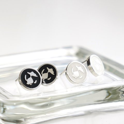 －KINGYO－Pierced Earrings / SV925 ≪送料無料≫ ブラック ホワイト