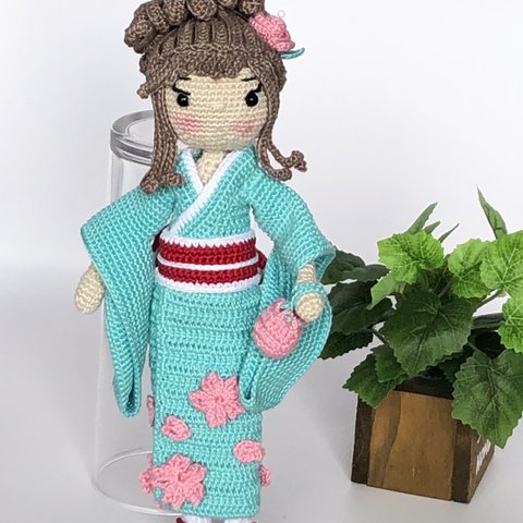 手作り桜柄着物・着せ替えあみぐるみ人形