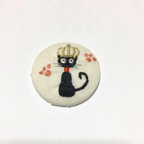 黒猫 王様 動物 刺繍 ブローチ