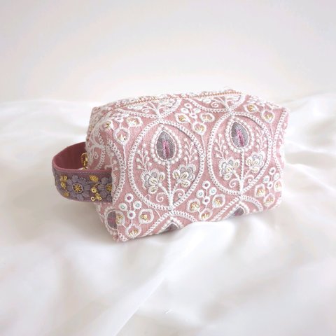 インド刺繍生地のボックス型ポーチ〚Ssize〛