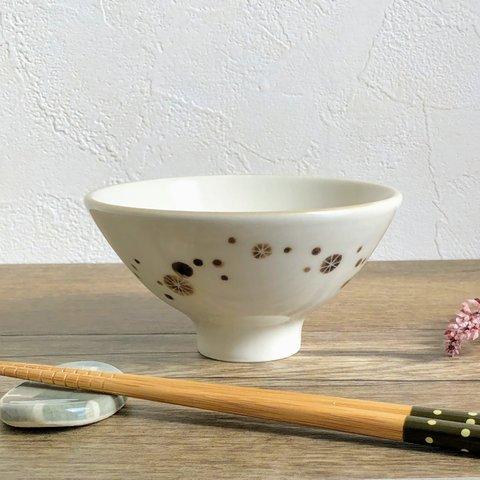 ドット模様のお茶碗