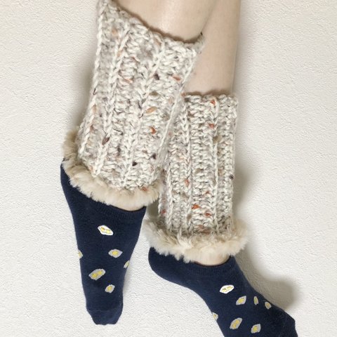 手編み　レッグウォーマー　足首用のショートウォーマー締め付けない暖かさ♫冷え性に