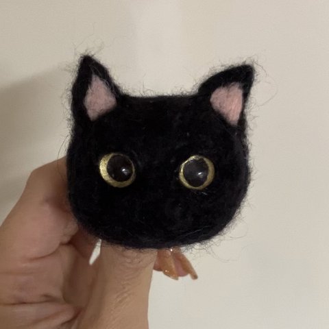 黒猫　ブローチ　バッグチャーム　猫　プレゼント