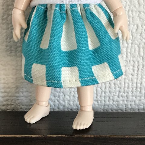 オビツ11 turquoise×ベージュのスカート