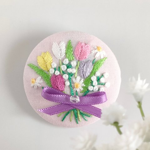 パステルカラーのチューリップ花束刺繍ブローチor刺繍ヘアゴム　春色