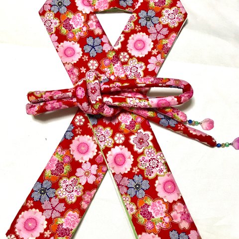 【送料無料】3パターン赤字に古典的な桜柄半襟＋帯締セット