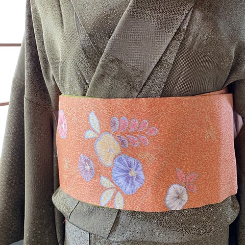 オレンジ花模様　絹縮緬・裏緑の半幅帯（少々難あり）