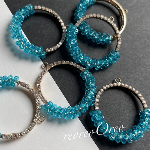 ラインストーンx Blue beads リングチャーム  2個セット