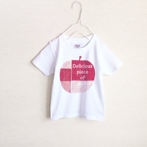 大きな赤りんご　Tシャツ（キッズ）