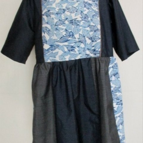 ５６２１　藍大島紬と柄入りの着物で作ったチュニック　＃送料無料