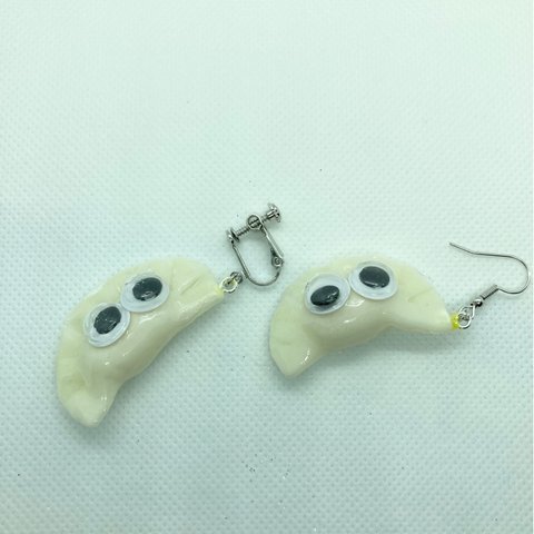 水餃子君イヤリングピアス