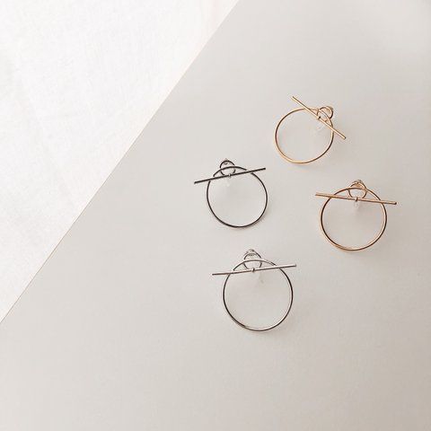 circle bar earring