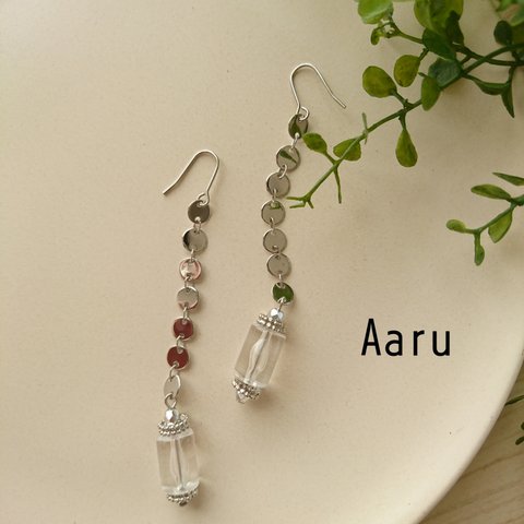 dot.. × クリア ピアス/イヤリング