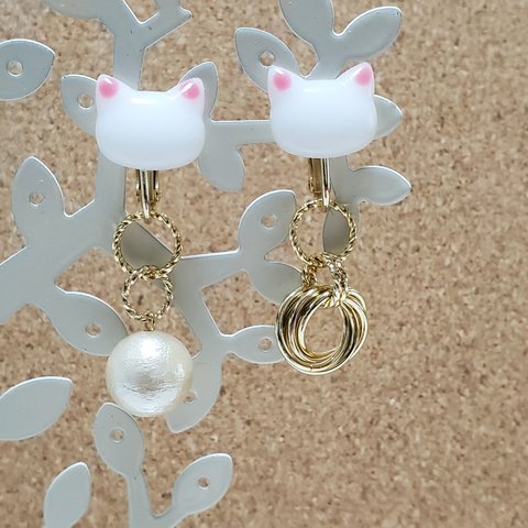 しろねこ フェイス...♪*ﾟ ピアス/イヤリング