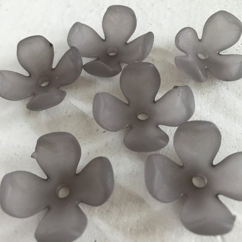 入荷‼︎ 花びら アクリル パーツ グレー