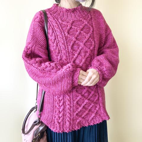 150色＊推し色で作るざっくり編みのアシンメトリーケーブルニットセーター＊手編みニット＊送料無料