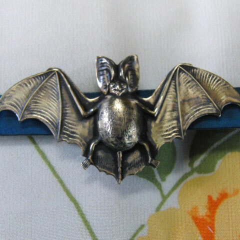 真鍮ブラス製　蝙蝠(こうもり)大型帯留め　着物や浴衣の帯締め飾り