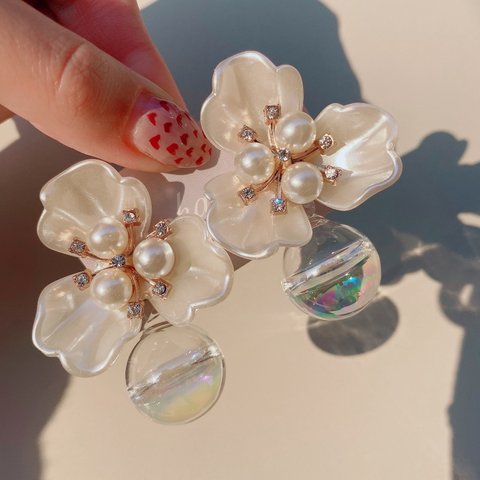 BIGFlower×ガラスボール✨ピアス、イヤリング