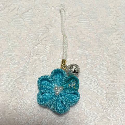 つまみ細工  お花のストラップ