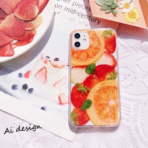 可愛い ♡  押しフルーツ 　いちご  スマホケース 押し花ケース /iphoneケース