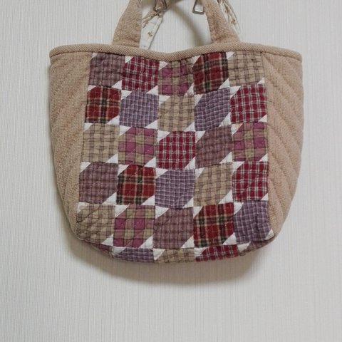 パッチワークカバン.ハンドメイド.パッチワークバッグ.可愛い.手縫い