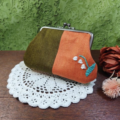 リボン刺繍のすずらんの親子がま口財布