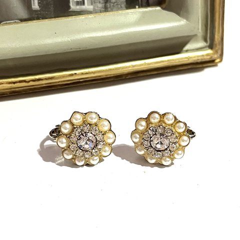 0262 VINTAGE EARRING クラシカルストーンヴィンテージ　パールイヤリング　アンティーク  クラシカル　花　フラワー　大ぶり　クリップ　ナチュラル　カジュアル　ビーズ　ビジュ結婚式　