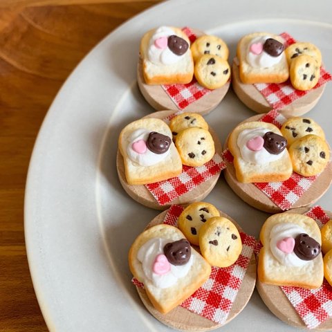 くまチョコトーストマグネット